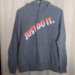 🧡Women’s Nike Hoodie🧡